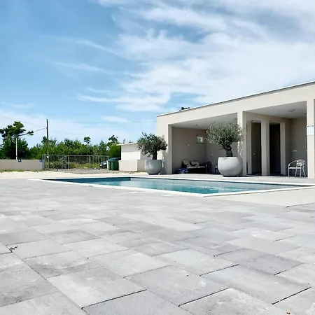 Mobilhome Nico - With Pool * Privlaka (Zadar)